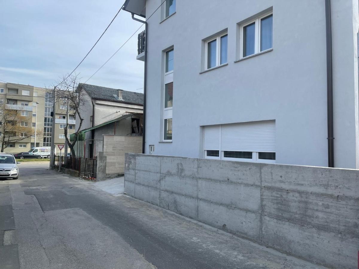 Rozi Apartments Zagreb Bagian luar foto
