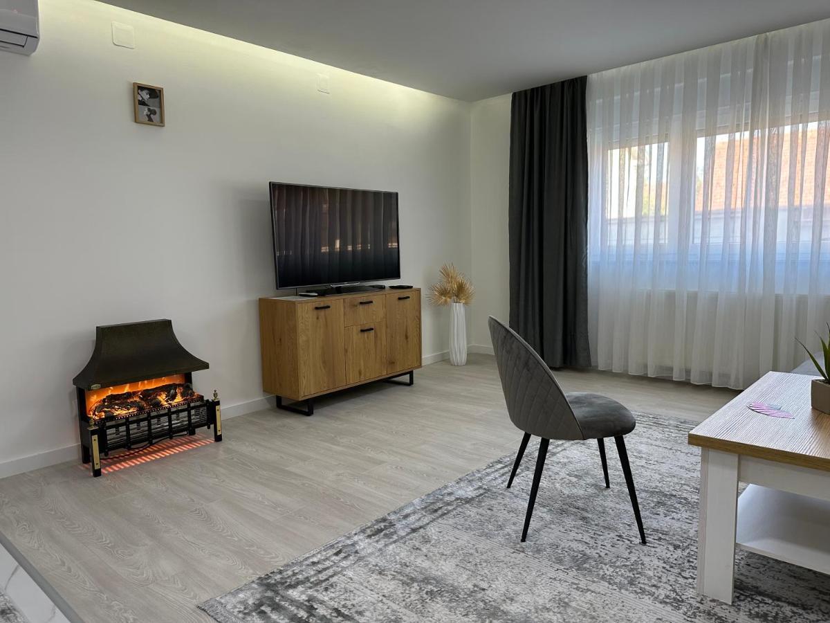 Rozi Apartments Zagreb Bagian luar foto