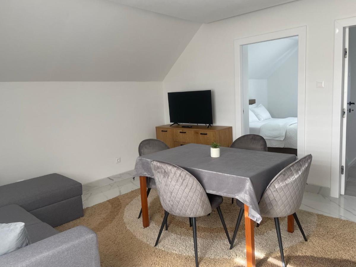 Rozi Apartments Zagreb Bagian luar foto