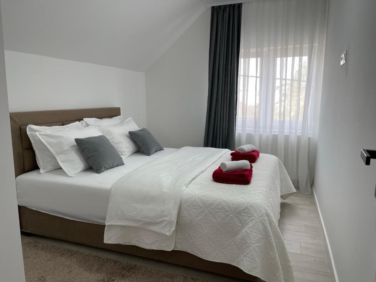 Rozi Apartments Zagreb Bagian luar foto