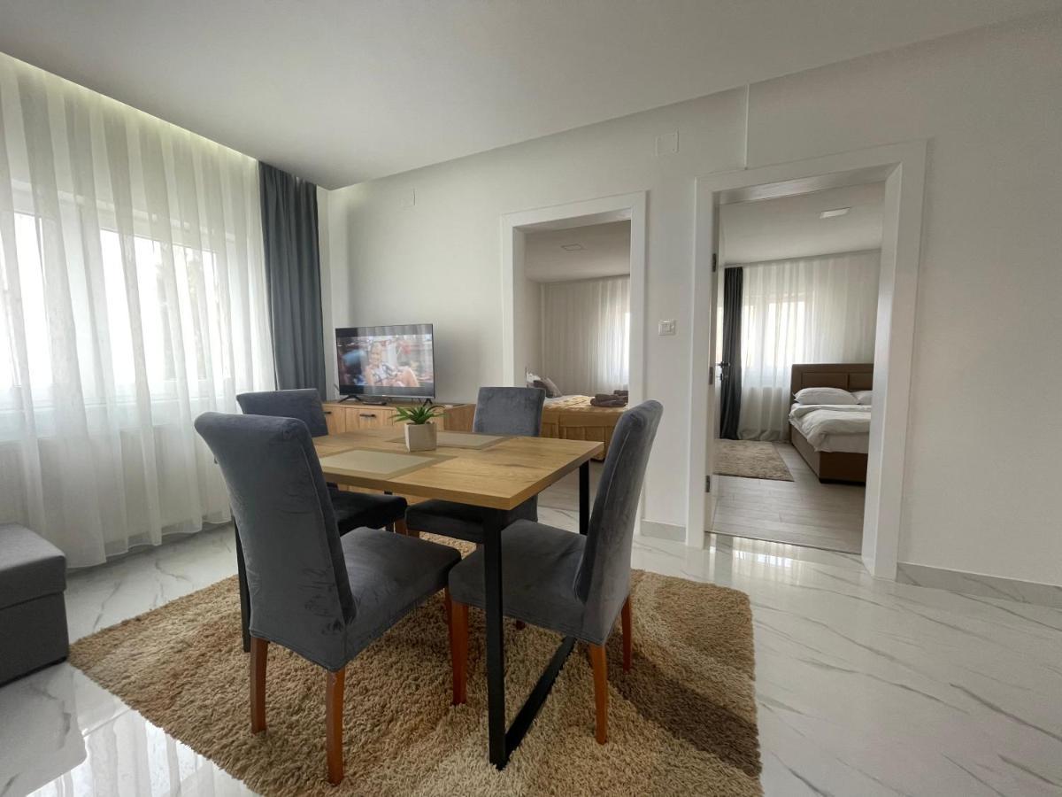 Rozi Apartments Zagreb Bagian luar foto